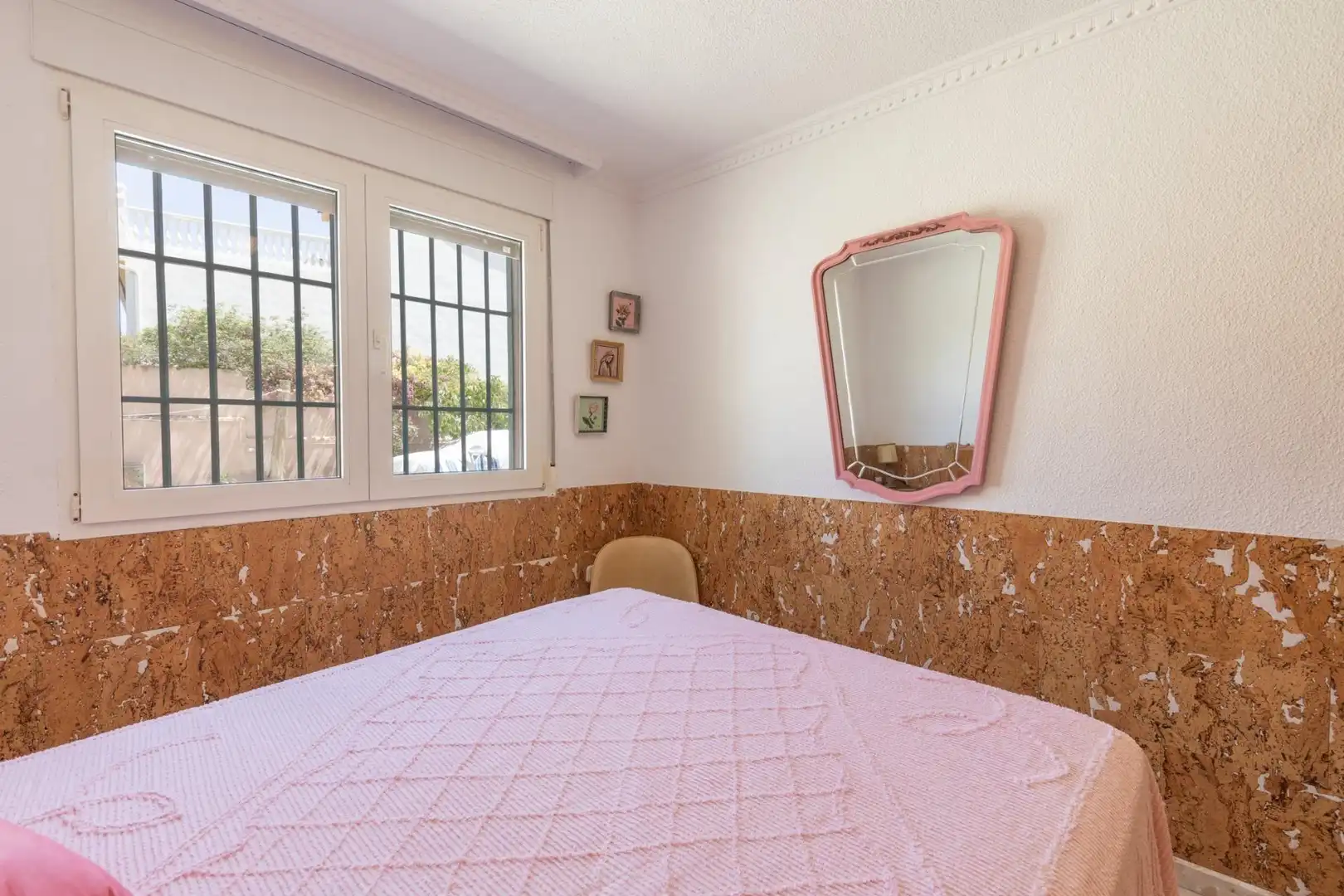 Dormitori de Casa o xalet en venda en Las Gabias amb Piscina comunitària