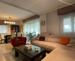 Living room of Single-family semi-detached to rent in Cabanillas del Campo