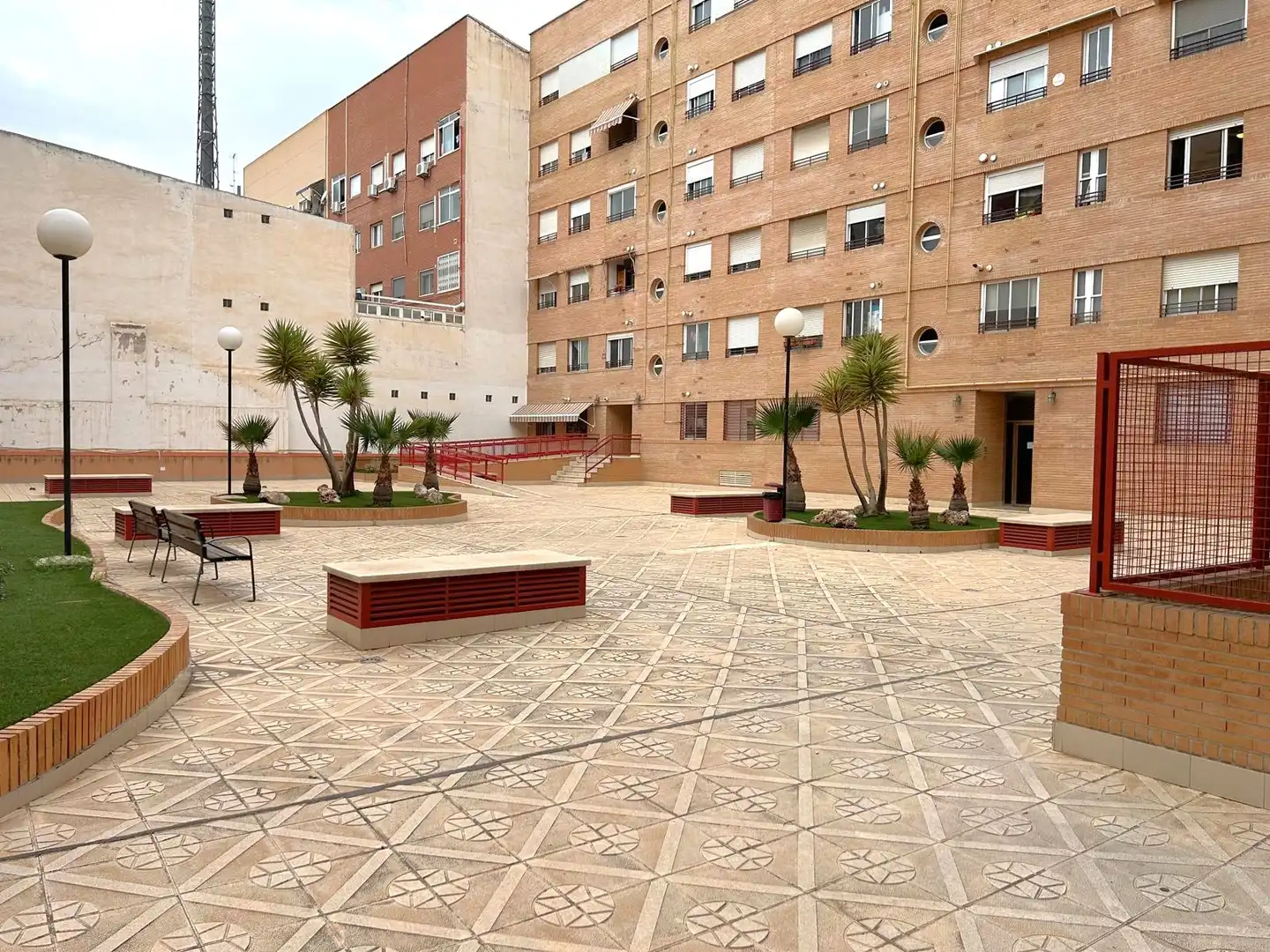 Flat for rent in Calle Moncayo, Santa María de Gracia
