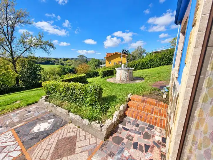 Jardí de Casa o xalet en venda en La Pola Siero