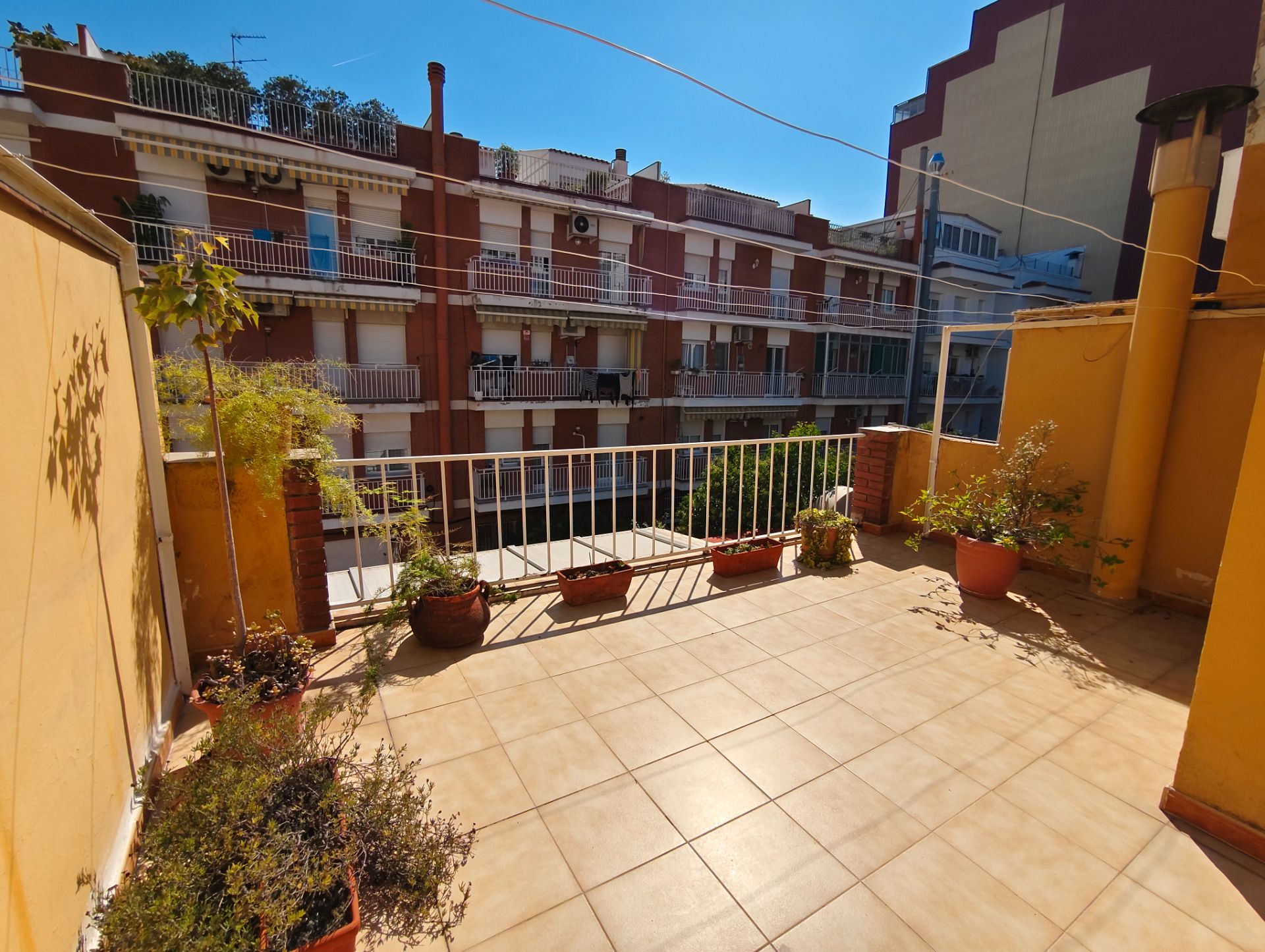 Terrassa de Casa adosada en venda en Badalona amb Aire condicionat, Calefacció i Terrassa