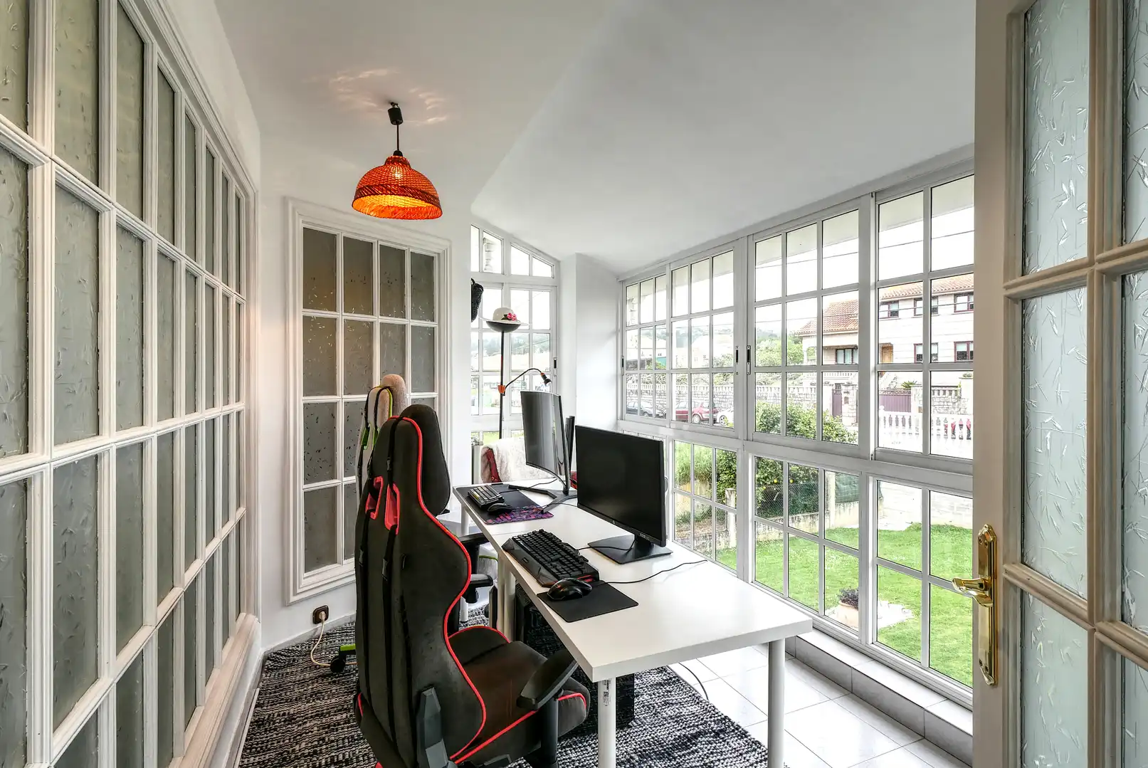 Sala de estar de Casa o chalet en venta en Culleredo con Calefacción, Jardín privado y Terraza
