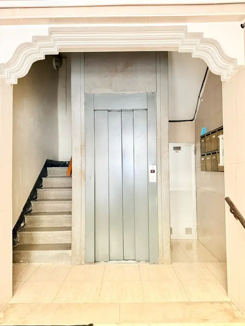 Flat for rent in Valencia  with Air Conditioner, Parquet flooring and Terrace