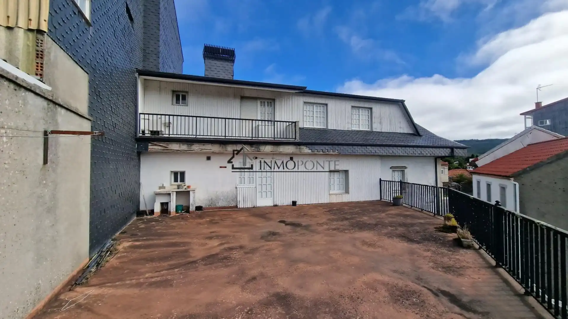 Vista exterior de Casa o xalet en venda en Forcarei amb Calefacció, Jardí privat i Terrassa