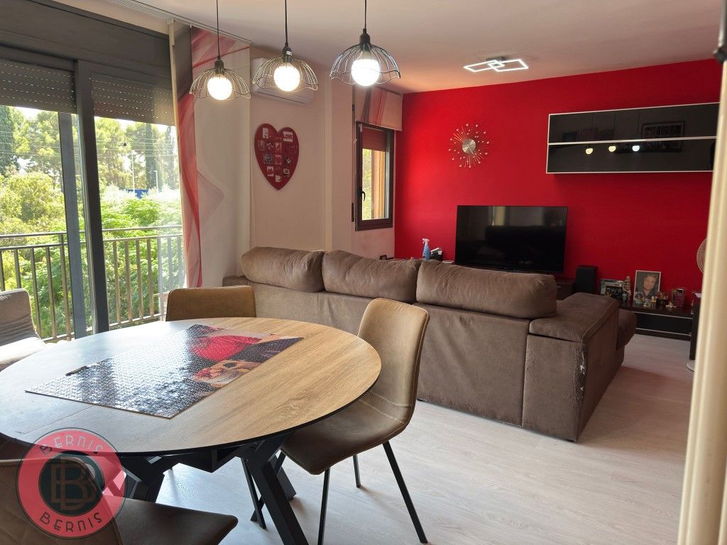 Sala d'estar de Dúplex en venda en Els Hostalets de Pierola