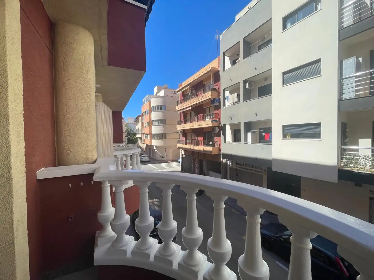 Außenansicht von Wohnung zum Verkauf in Torrevieja mit Terrasse, Möbliert und Ofen