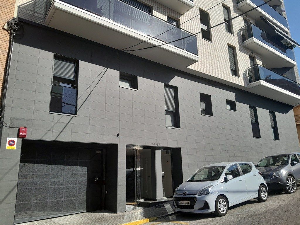 Exterior view of Box room to rent in Ripollet