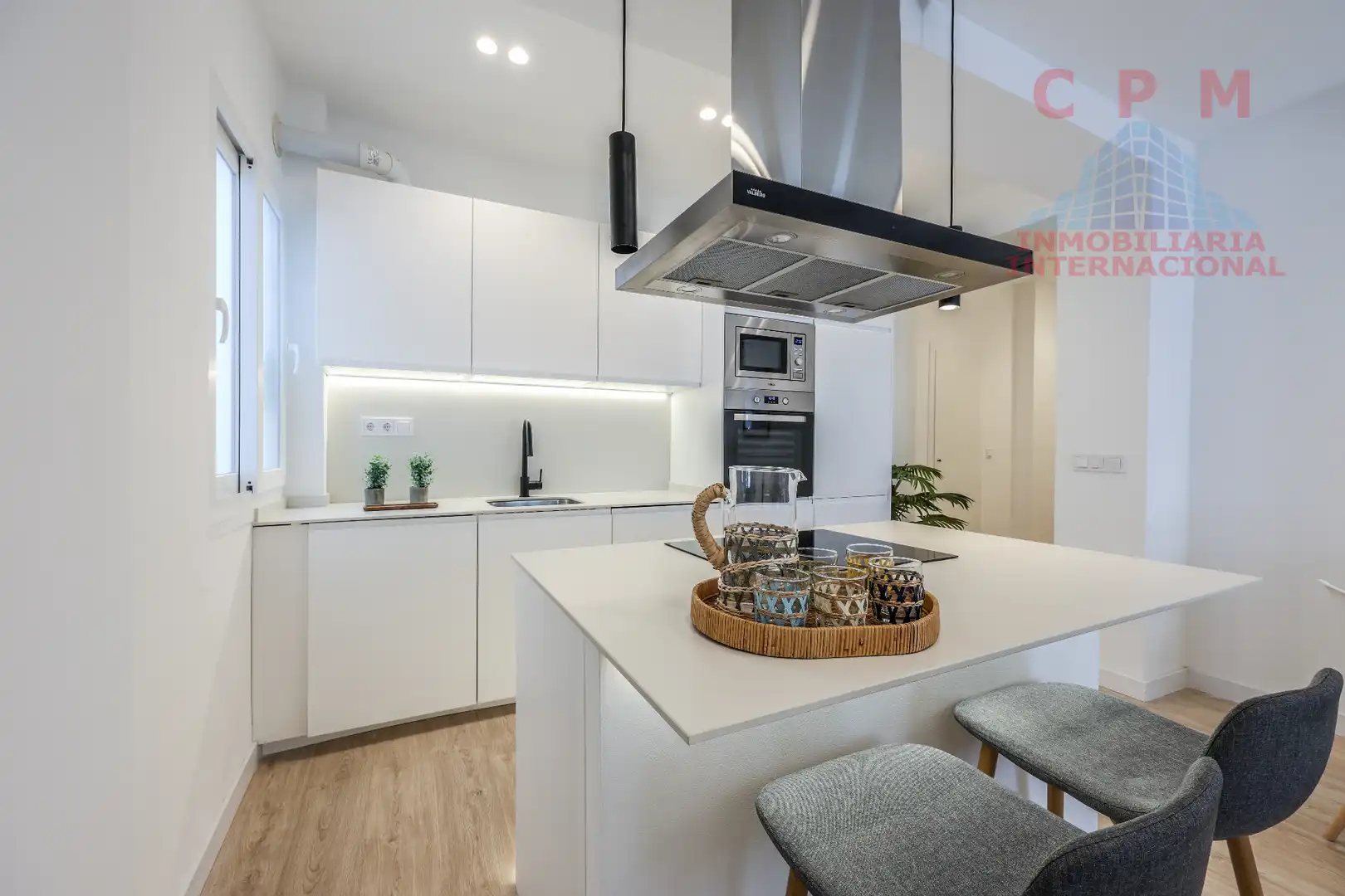 Küche von Wohnung zur Miete in Madrid mit Klimaanlage, Heizung und Parkett