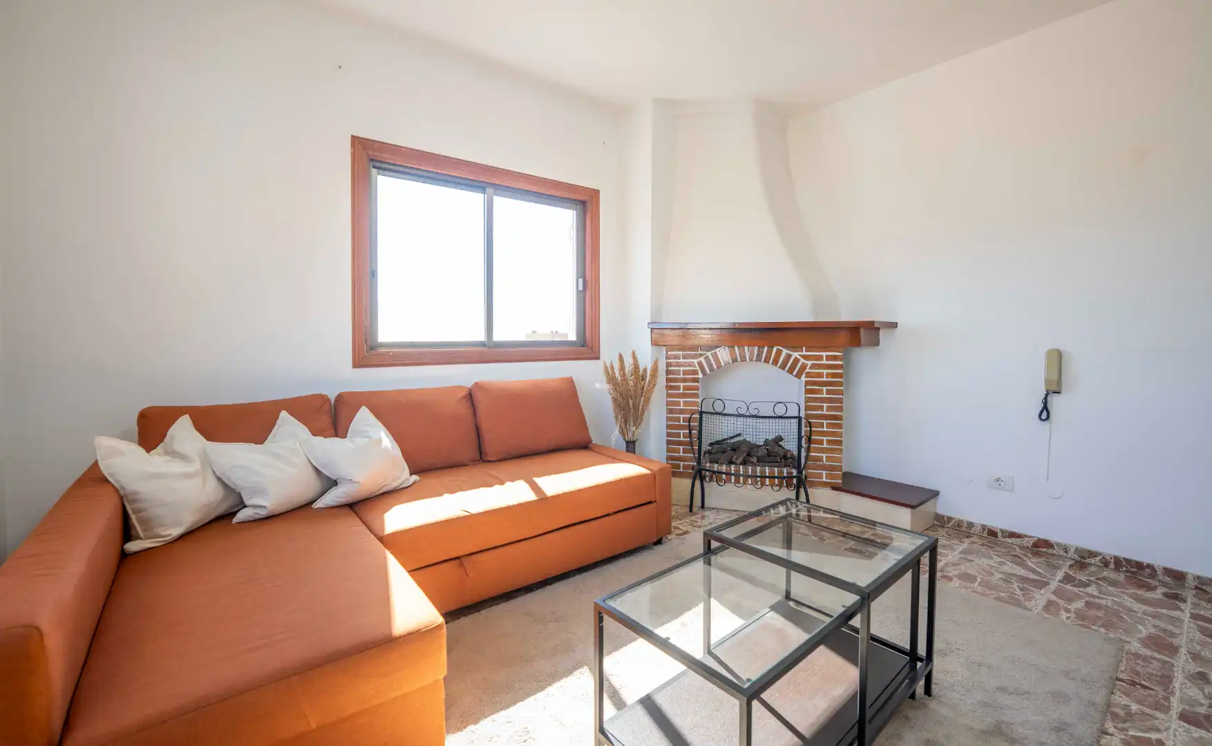 Sala d'estar de Casa o xalet en venda en San Cristóbal de la Laguna amb Jardí privat, Terrassa i Moblat