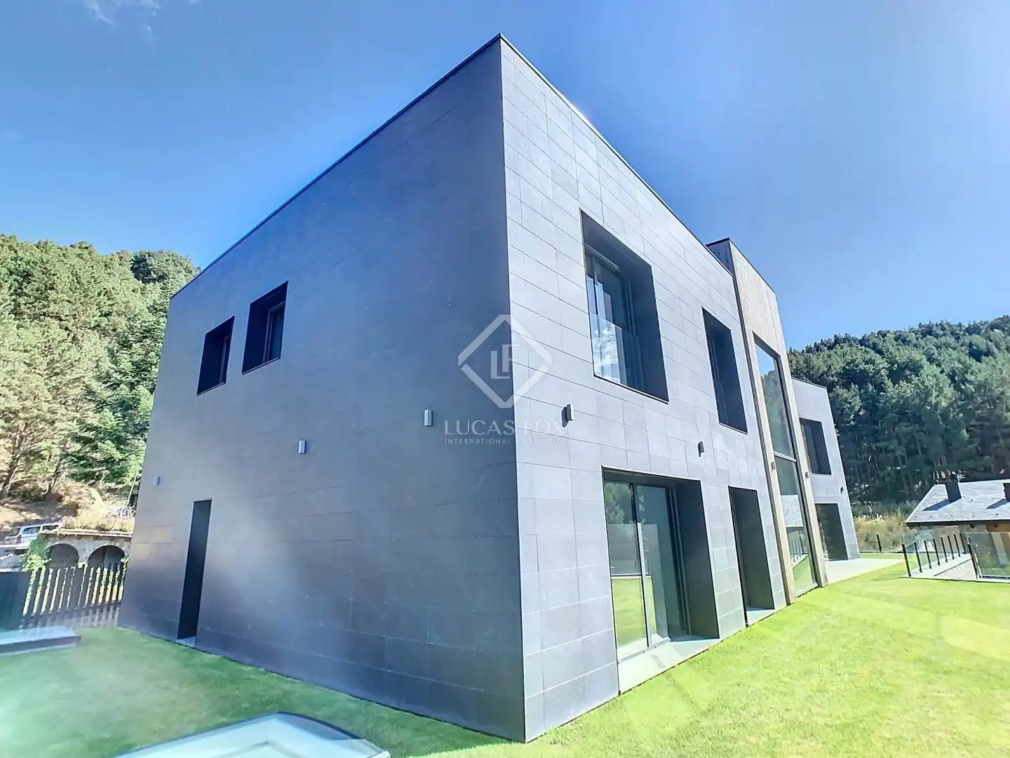 Außenansicht von Haus oder Chalet zum Verkauf in La Massana mit Heizung, Privatgarten und Terrasse