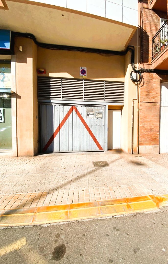 Vista exterior de Garatge en venda en La Vall d'Uixó