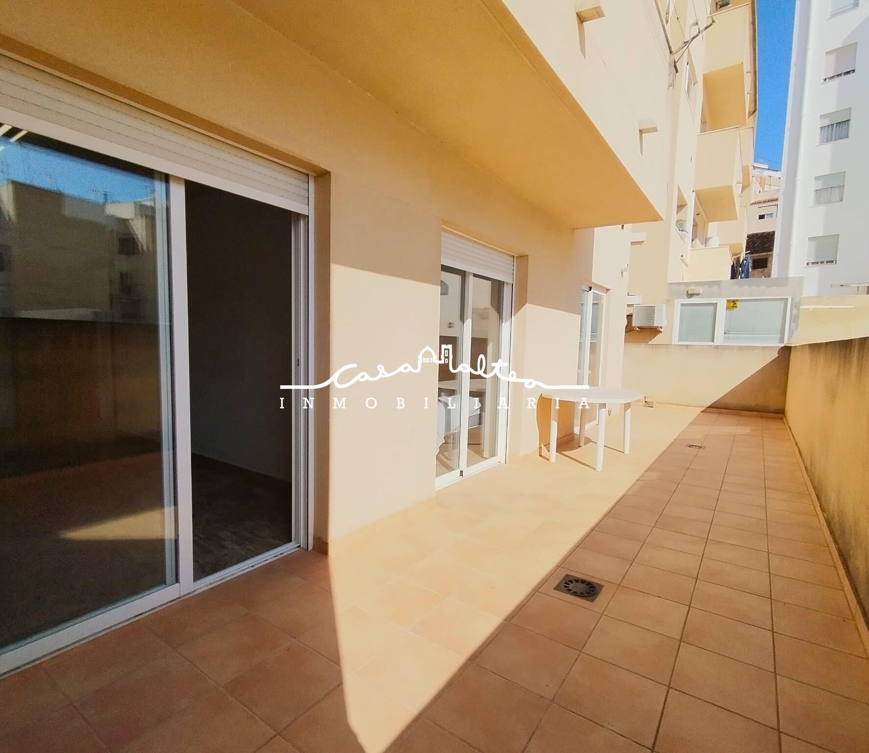 Exterior view of Flat for sale in Callosa d'en Sarrià  with Air Conditioner and Terrace