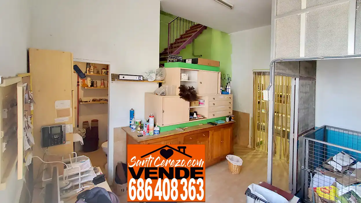 Local commercial à vendre à Avenida del Marqués de la Vega de Armijo 62, imagen 11