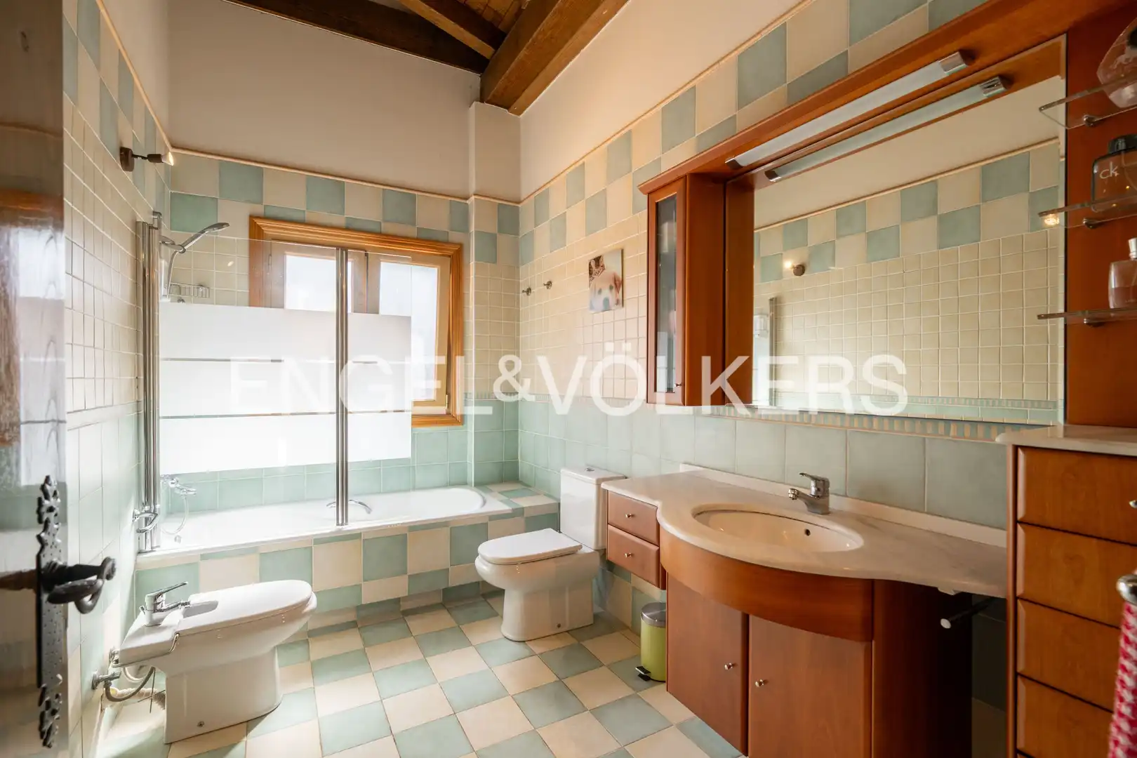 Baño de Casa o chalet en venta en Elduain con Calefacción, Jardín privado y Terraza