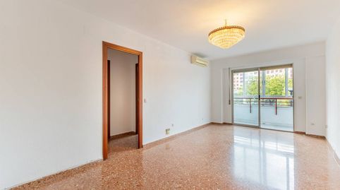 Foto 2 de Piso en venta en Avenida Mestre Rodrigo, Barrio de Campanar, Valencia Capital