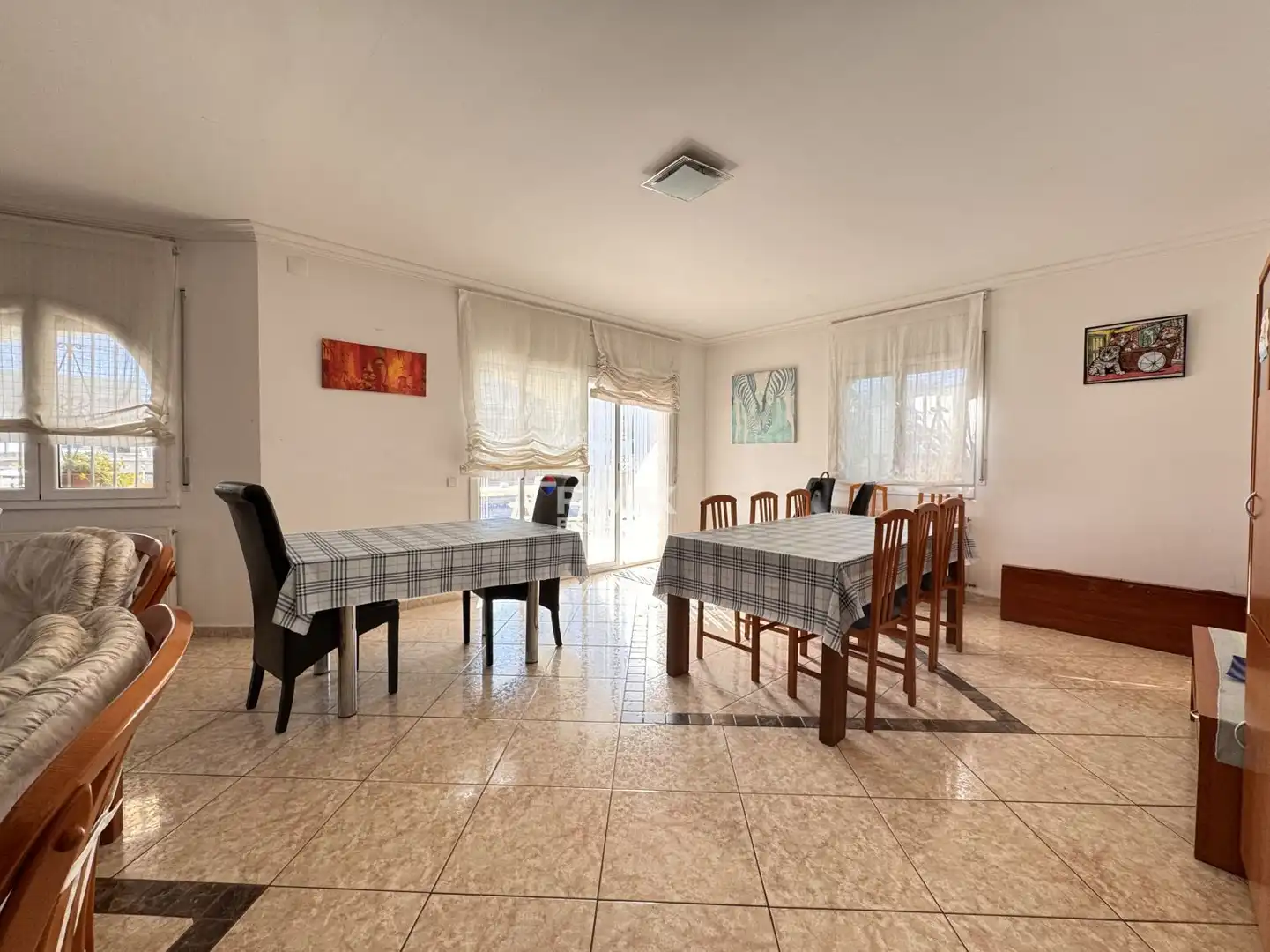 Comedor de Casa o chalet en venta en Empuriabrava con Calefacción, Jardín privado y Terraza