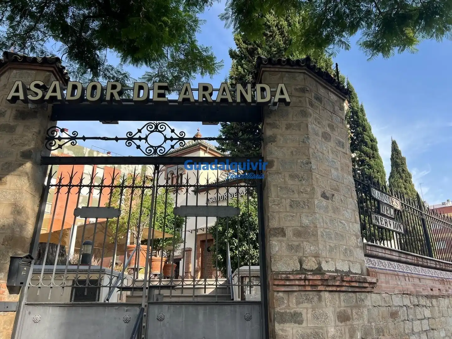 Piso con terraza en venta en Nervión, imagen 2