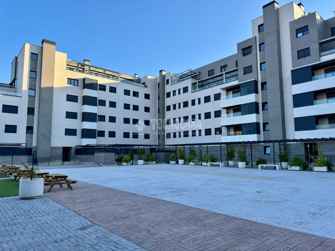 Flat for sale in Ayuntamiento - Avenida Siglo XXI, Azuqueca de Henares