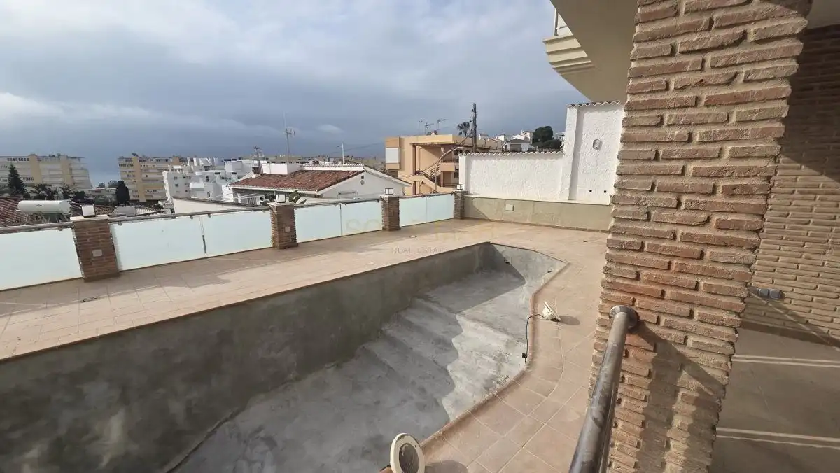 Dúplex amb terrassa en venda a Montemar, imagen 51
