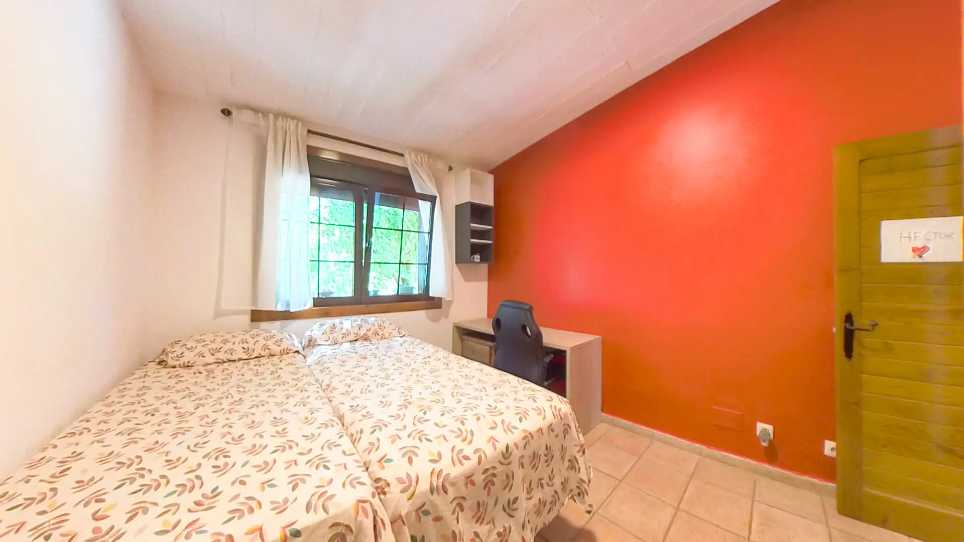Dormitori de Casa o xalet en venda en Galapagar amb Aire condicionat, Jardí privat i Forn
