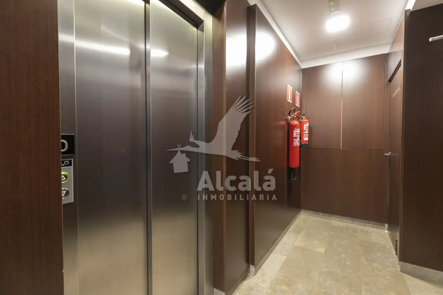 Wohnung zum Verkauf in Alcalá de Henares mit Klimaanlage, Heizung und Terrasse