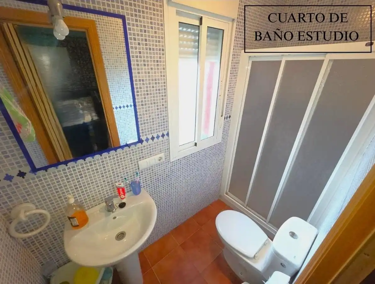 Bany de Casa o xalet en venda en Chiclana de la Frontera amb Jardí privat