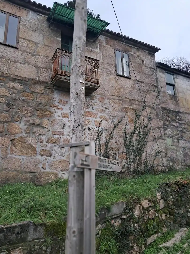 Vista exterior de Casa o xalet en venda en Cotobade amb Jardí privat