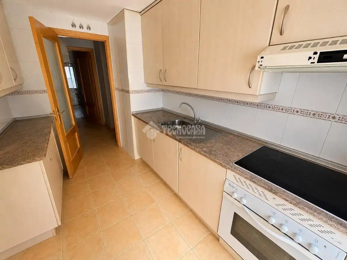 Kitchen of Flat for sale in Pinto  with Air Conditioner, Heating and Parquet flooring