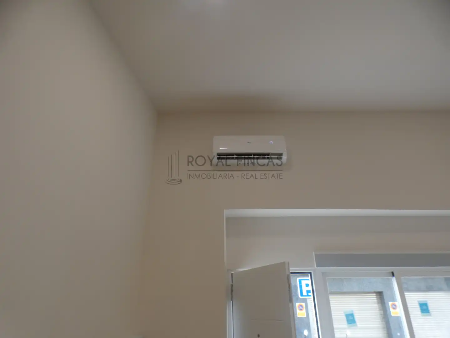 Balcony of Apartments for sale in Benalmádena  with Air Conditioner