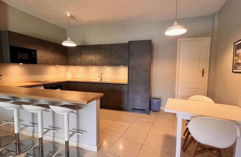 Cuina de Pis en venda en Marbella amb Terrassa, Moblat i Forn