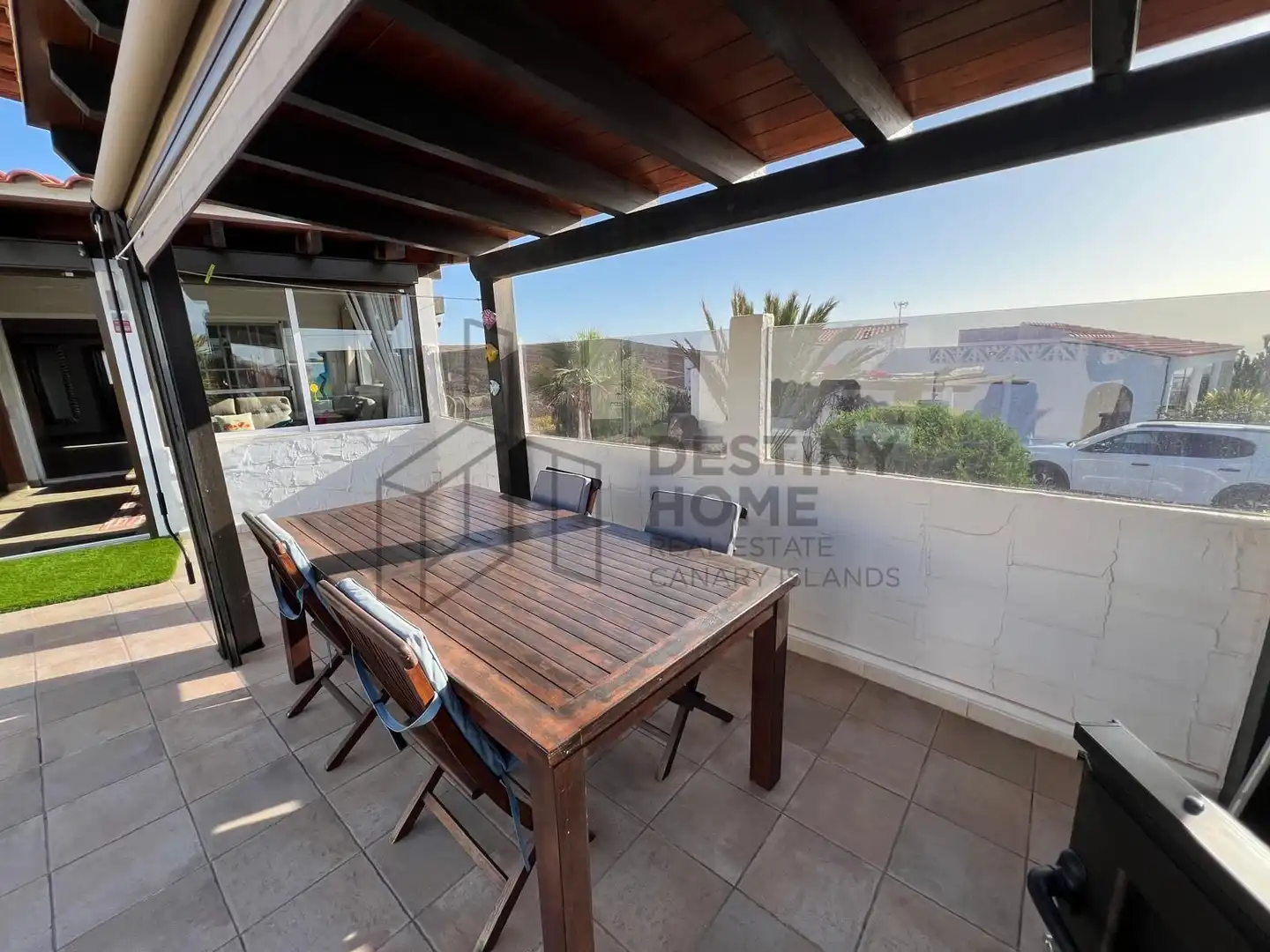 Terrassa de Casa o xalet en venda en La Oliva amb Aire condicionat, Jardí privat i Terrassa