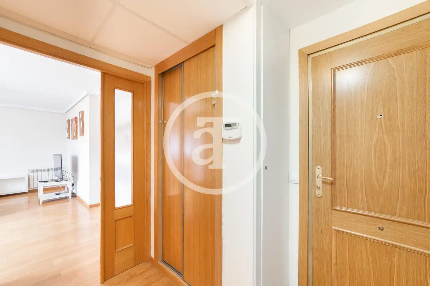 Attic for rent in Calle Fuente Cisneros, Parque Oeste - Fuente Cisneros