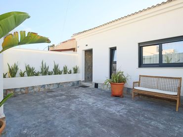 Chalet con piscina en venta en Zona Carrefour - Urbanizaciones
