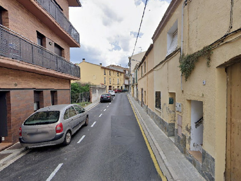 Vista exterior de Pis en venda en Breda amb Calefacció