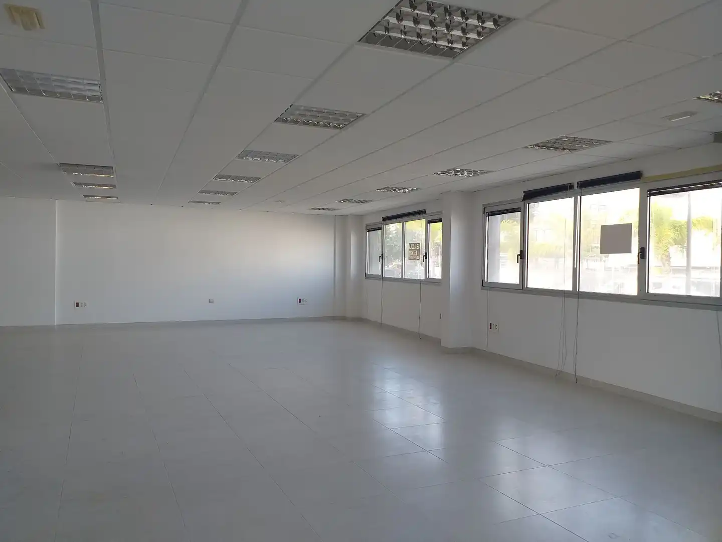 Oficina de lloguer a La Cuesta -Finca España