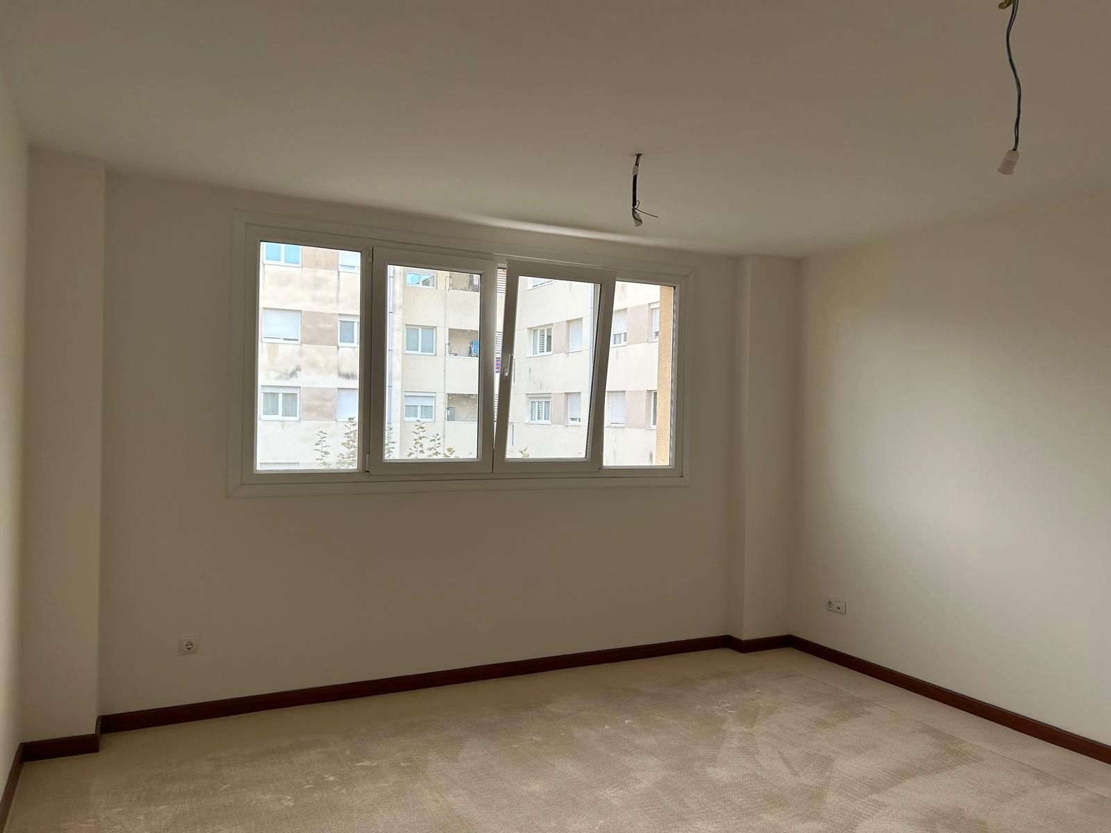 Habitación de Piso en venta en Zalla  con Trastero y Balcón