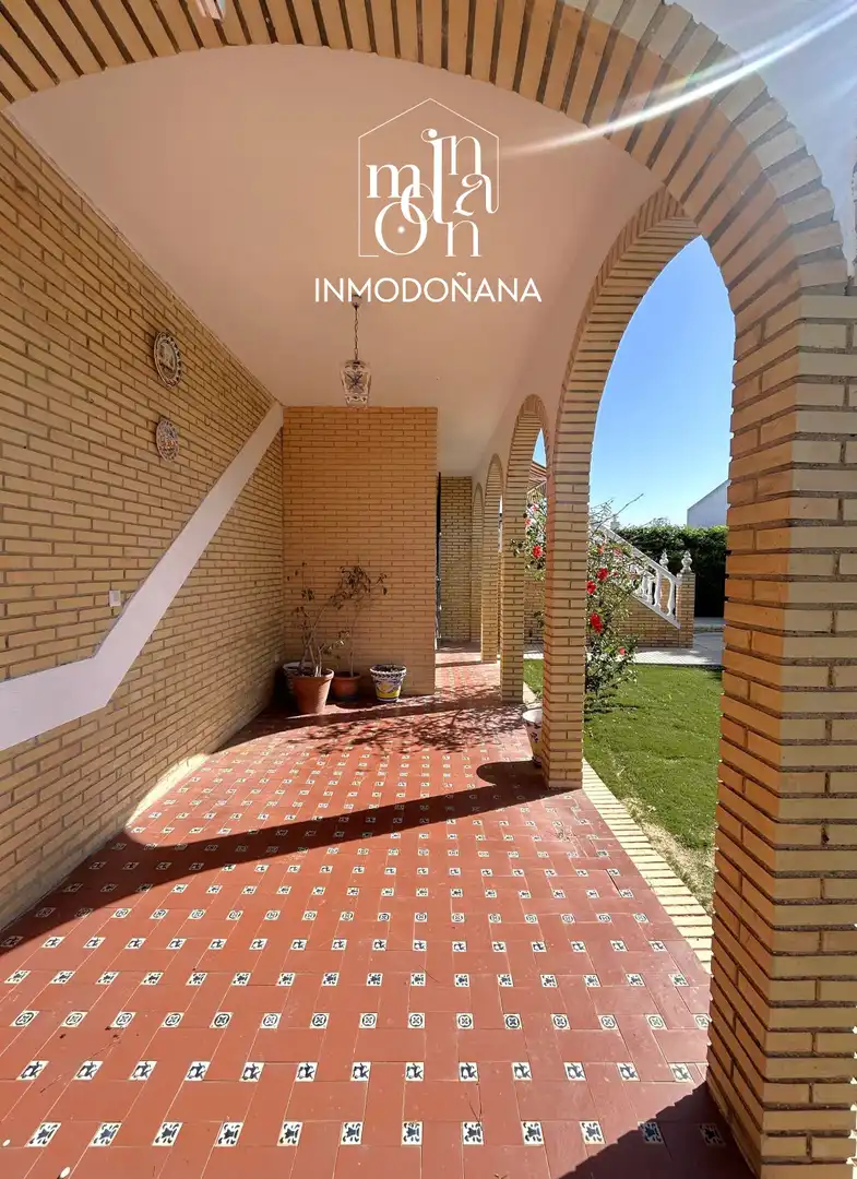 Casa o xalet en venda en Almonte amb Jardí privat, Terrassa i Moblat