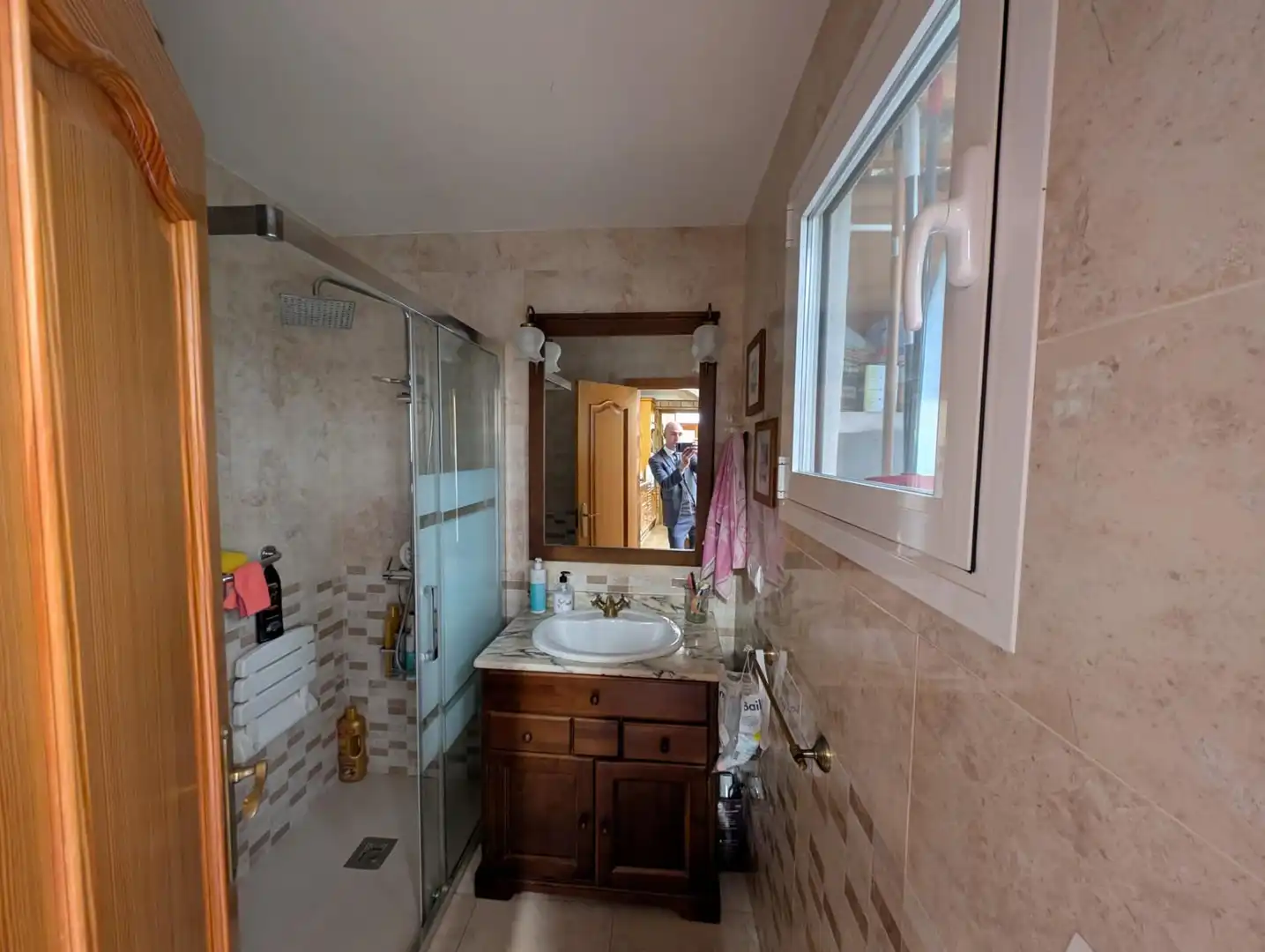 Baño de Casa adosada en venta en La Nucia con Calefacción, Jardín privado y Amueblado