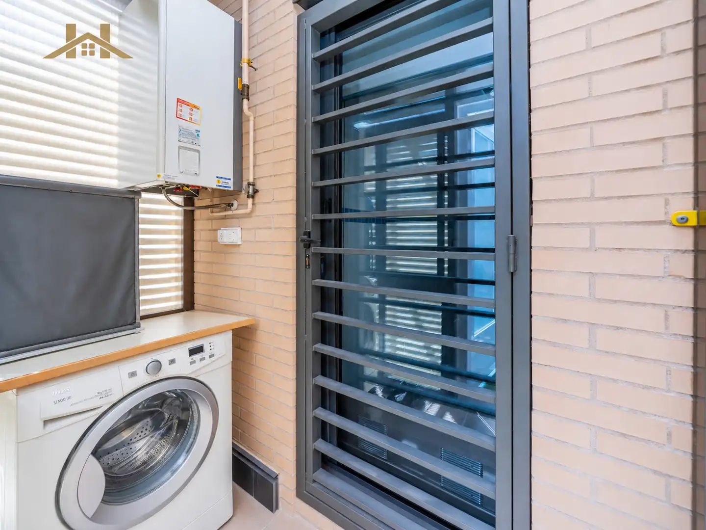 Balcony of Flat for sale in Pinto  with Heating, Terrace and Storage room