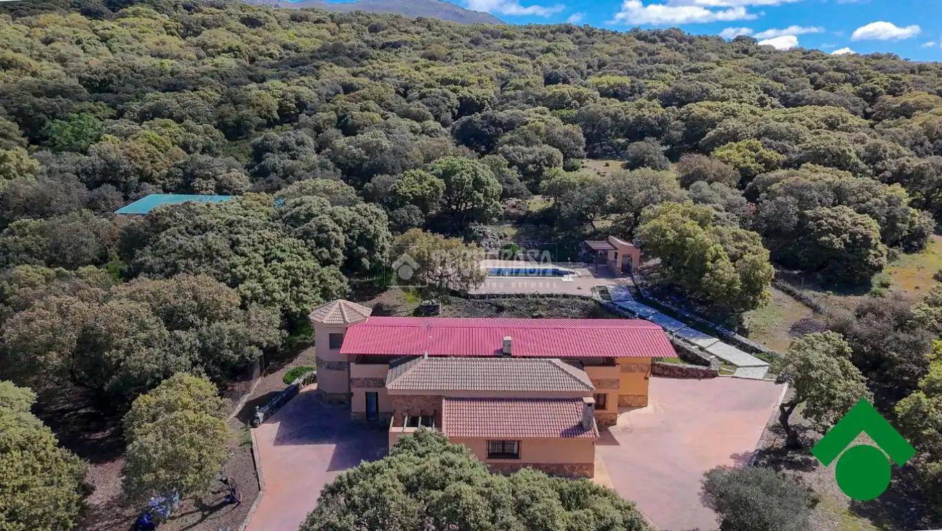 Vista exterior de Finca rústica en venta en Zafarraya con Aire acondicionado, Jardín privado y Piscina