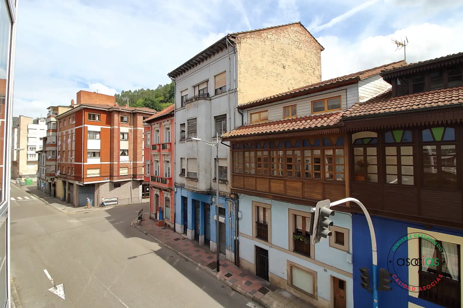 Vista exterior de Pis en venda en Mieres (Asturias) amb Calefacció i Terrassa