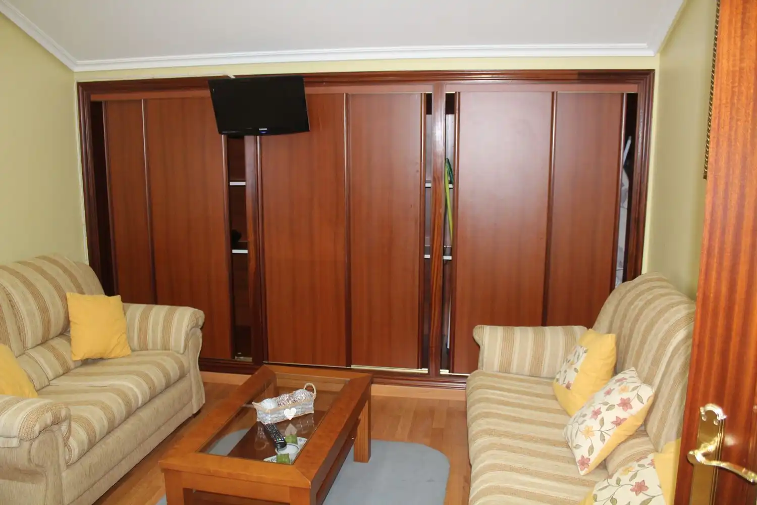 Sala d'estar de Casa o xalet en venda en Valdoviño amb Jardí privat i Traster