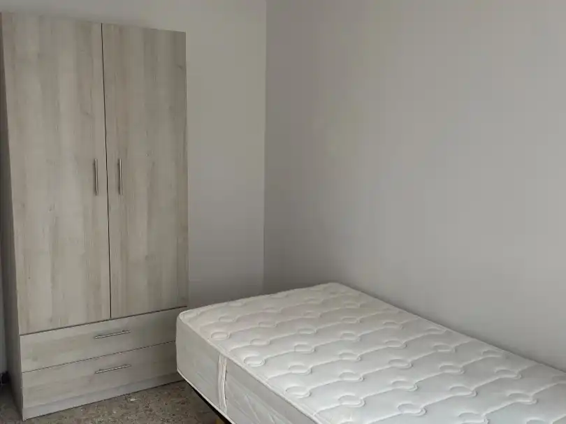 Habitación de Estudio para compartir en Centro - Juan Flórez - Plaza Pontevedra