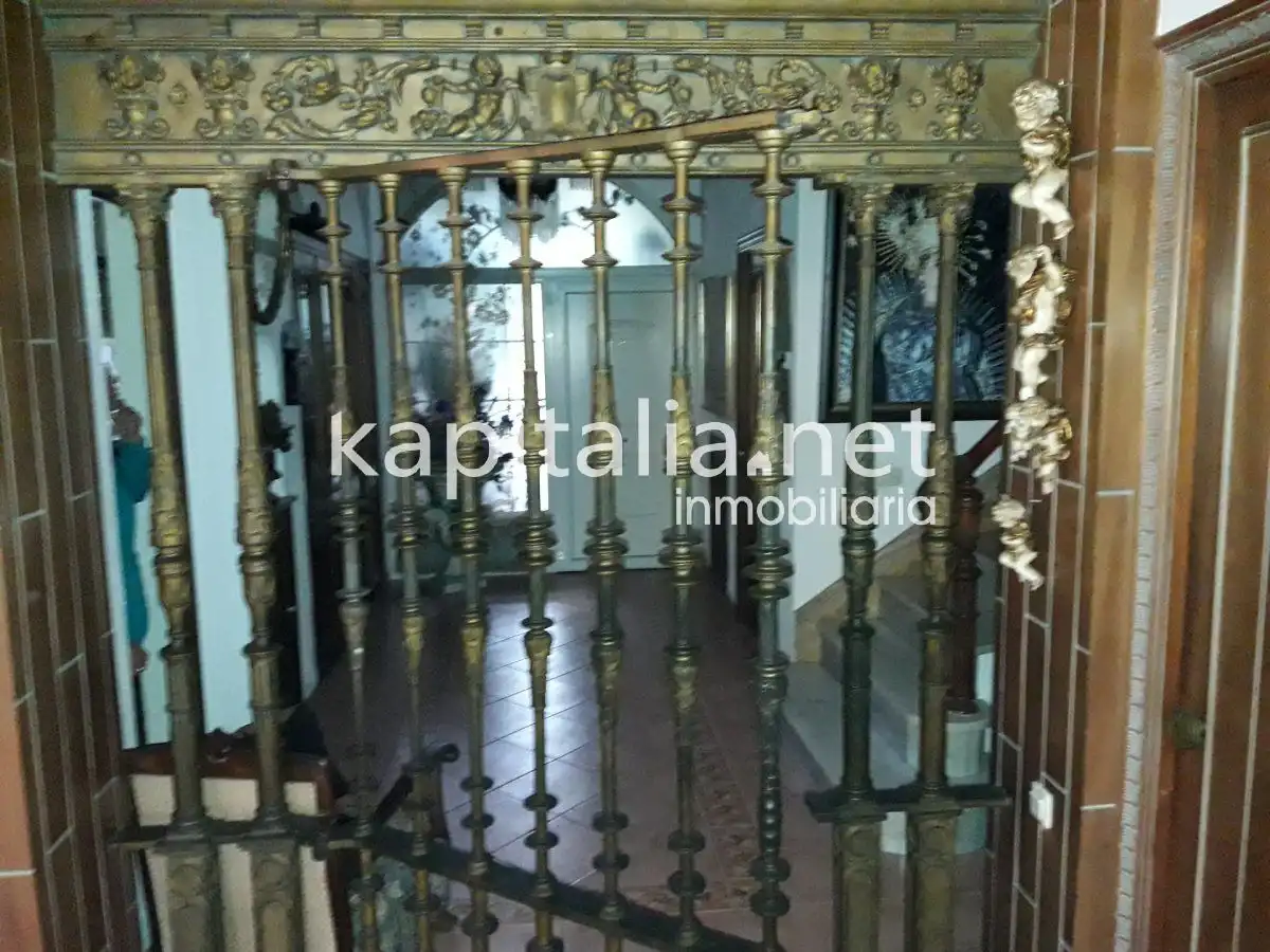 Casa adosada en venta en Ontinyent con Aire acondicionado, Calefacción y Jardín privado