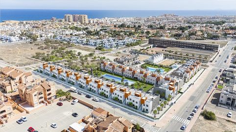 Foto 3 de Apartament en venda a Aguas Nuevas, Torrevieja