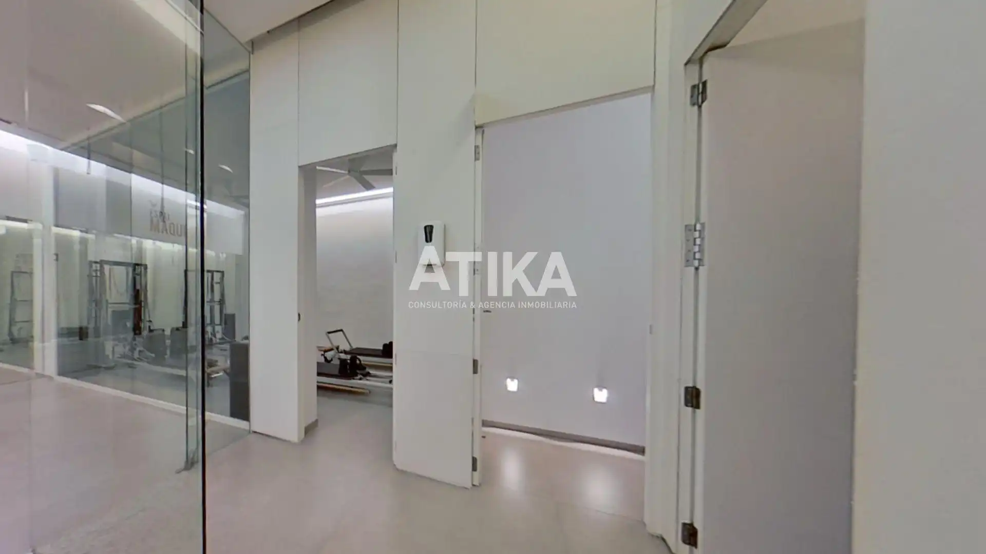 Business premises for sale in Sant Josep - Zona Hospital, imagen 7