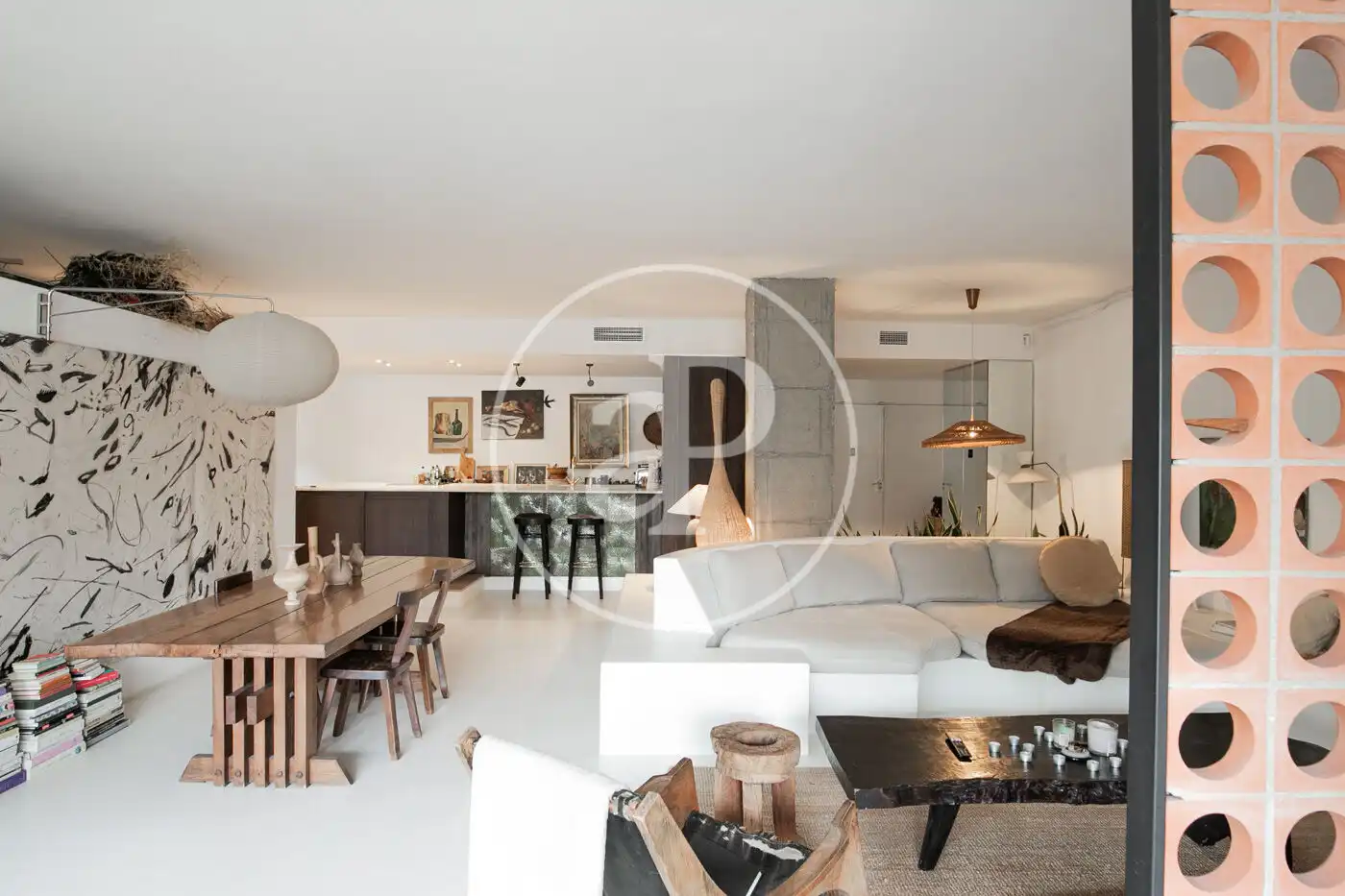 Sala de estar de Piso en venta en Barcelona con Calefacción, Terraza y Amueblado