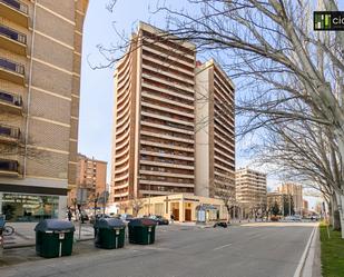 Vista exterior de Pis en venda en  Pamplona / Iruña amb Calefacció, Parquet i Terrassa