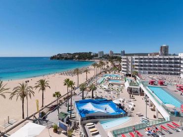 Apartament amb piscina de lloguer a Magaluf