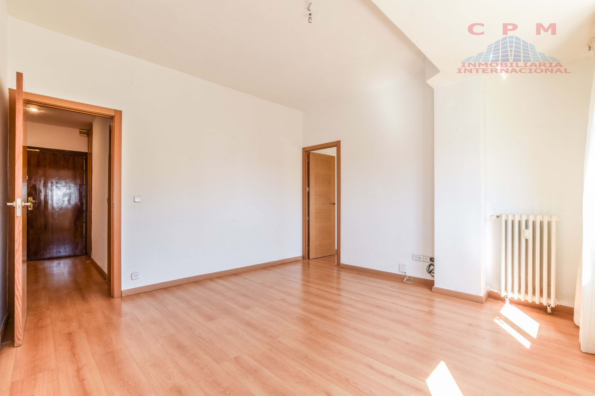 Habitación de Piso de alquiler en  Madrid Capital con Calefacción, Parquet y Horno